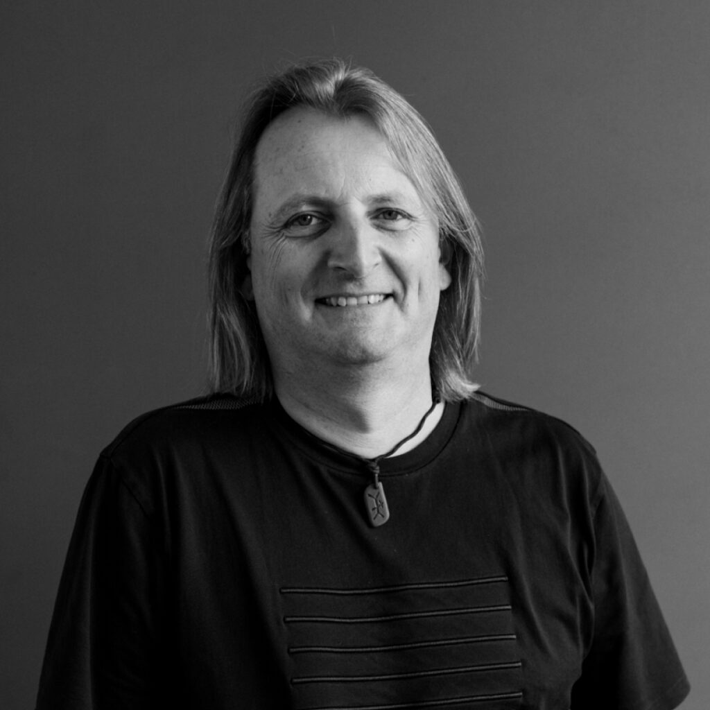 Ein Portraitfoto von Christoph Thümmler